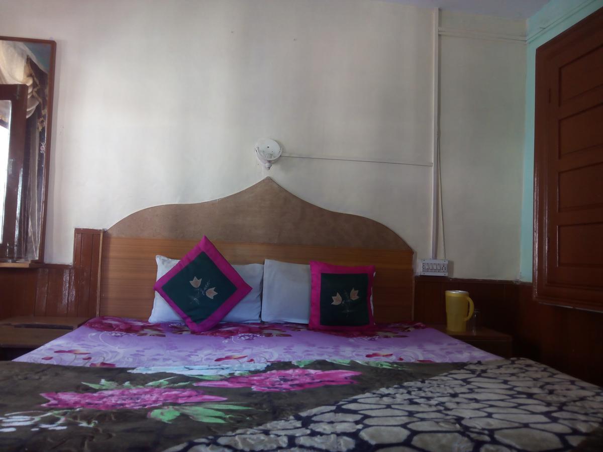Hotel Everest Манали Экстерьер фото